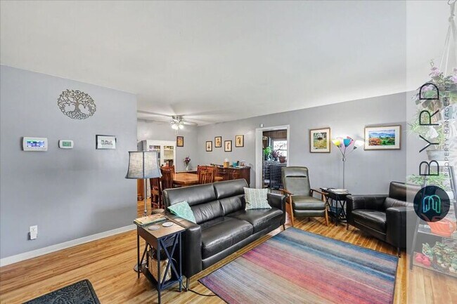 Building Photo - 3708 Grandel Dr