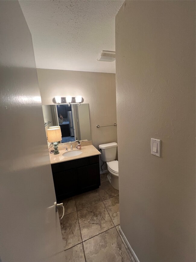 Building Photo - 2265 W Settler's Way