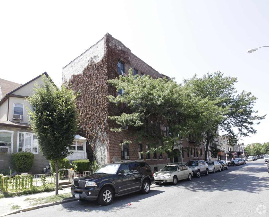 Times Court Apartments in Brooklyn, NY Times Court Apartments in Brooklyn, NY