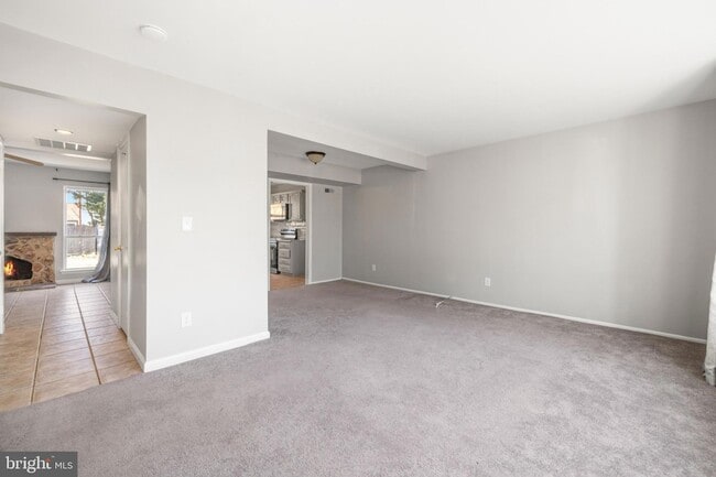 Building Photo - 317 Osprey Ln