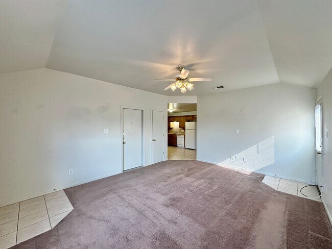 Foto del edificio - 1413 Cinch Dr