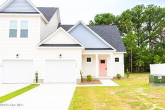 Building Photo - 190 Coastline Cir