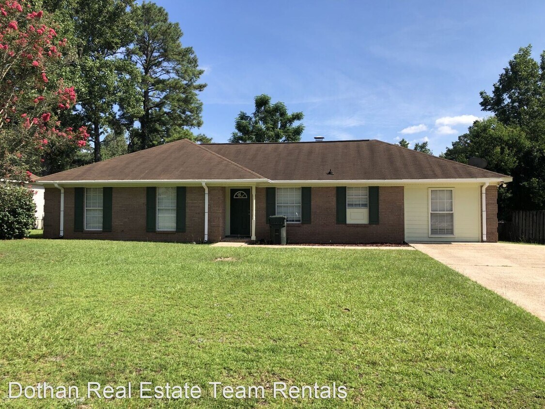 Primary Photo - 4 br, 2 bath House - 114 Burlington Court