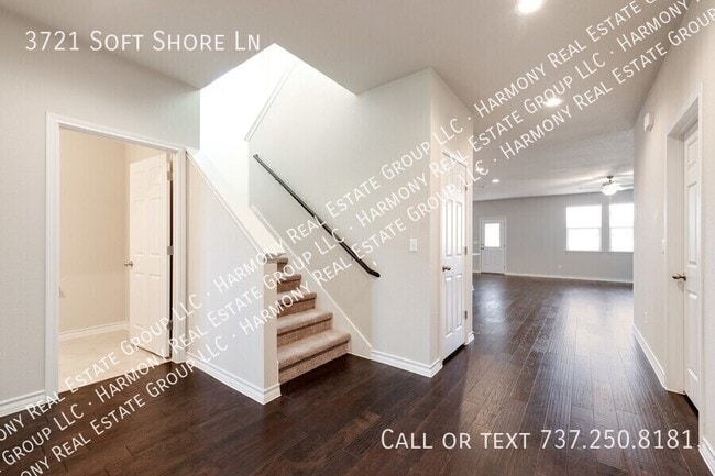 Building Photo - 3721 Soft Shore Ln