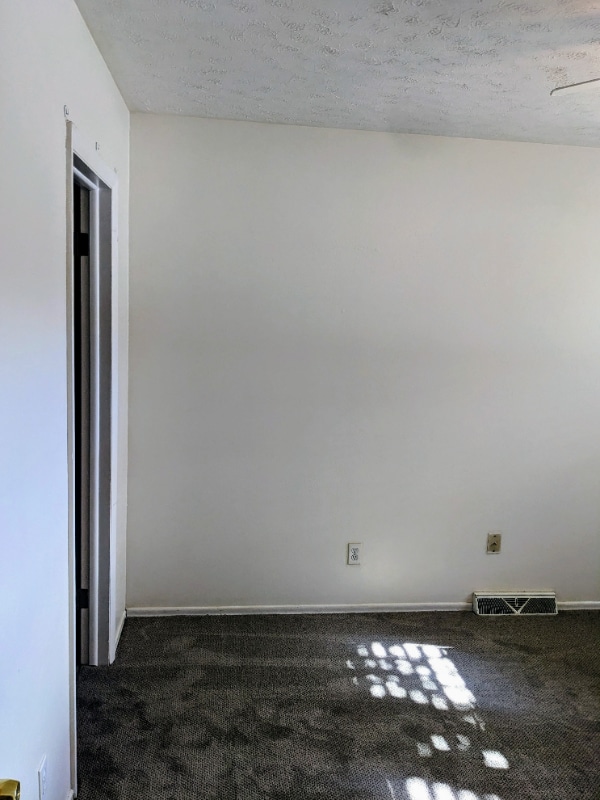 Building Photo - 1040 Ponderosa Dr