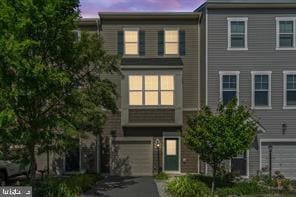 Building Photo - 105 Poinsettia Wy