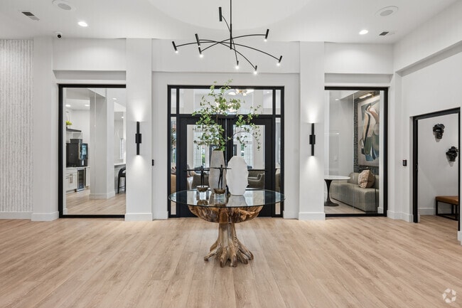 Lobby - The Kinsley at Perimeter Center
