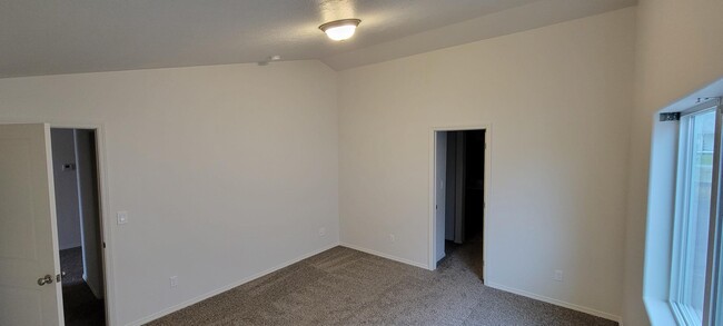master bedroom - 13321 E Rich Ave