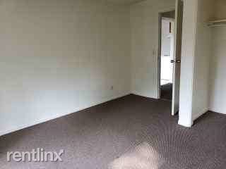 Building Photo - 1 br, 1 bath  - 1110 N Pine St