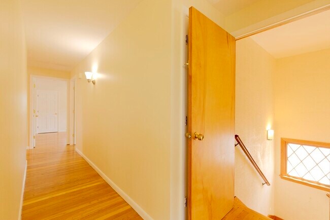 Foto del edificio - 89 Brayton Rd