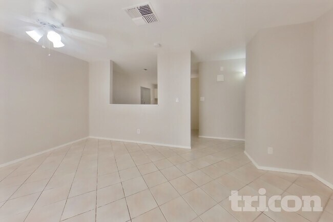 Foto del edificio - 20812 N 11th Ave