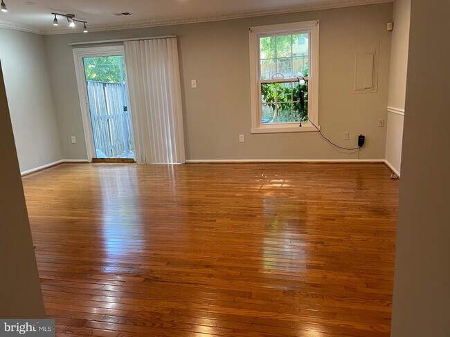 Foto del edificio - 2288 Anvil Ln