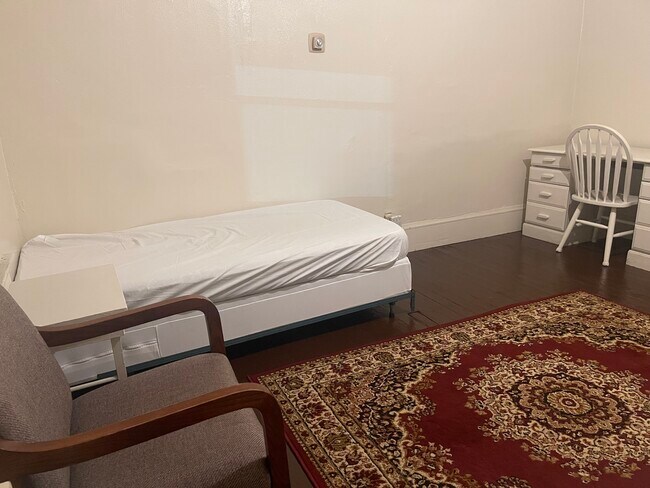 Foto del edificio - 1086 41st St