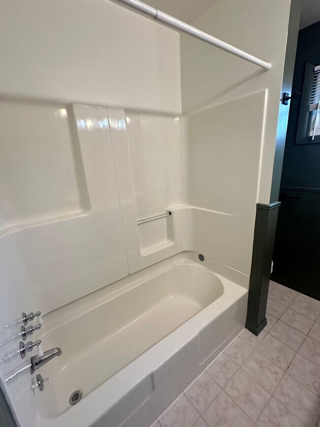 Foto del edificio - 430 N 45th St, Harrisburg, PA 17111