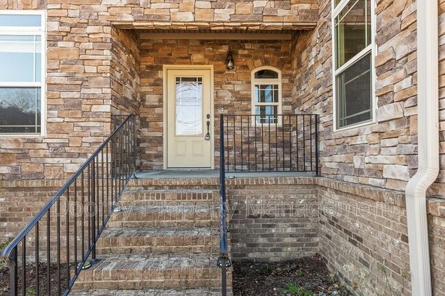 Building Photo - 9517 Hastings Way