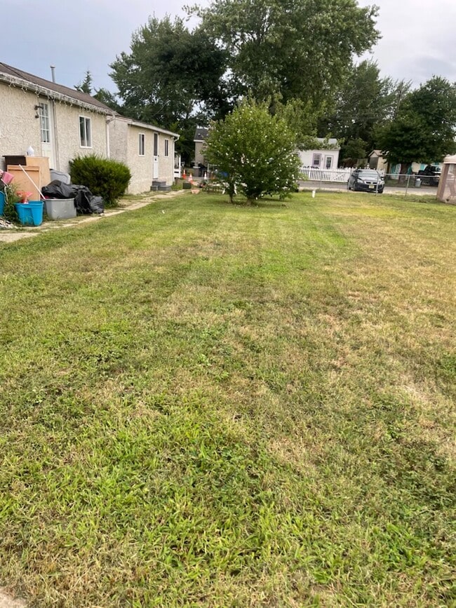 Building Photo - 519 Maryland Ave