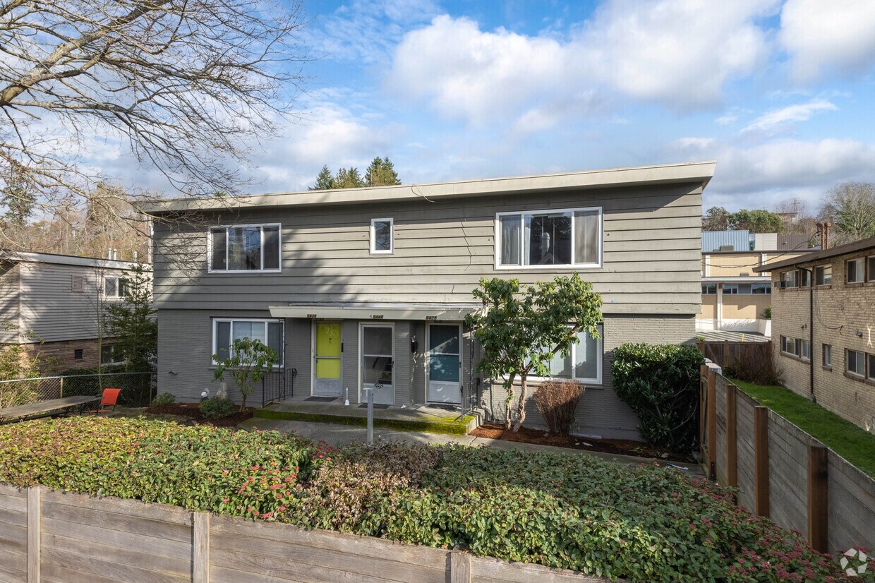 Exterior - 5440 Fauntleroy Way SW