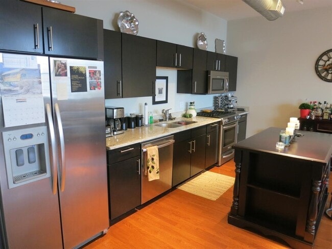 Foto del edificio - 154 W 2nd St