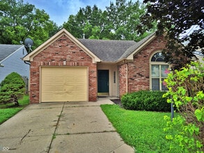 Building Photo - 4967 Peony Pl