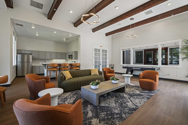 Building Photo - Pinnacle at Otay Ranch
