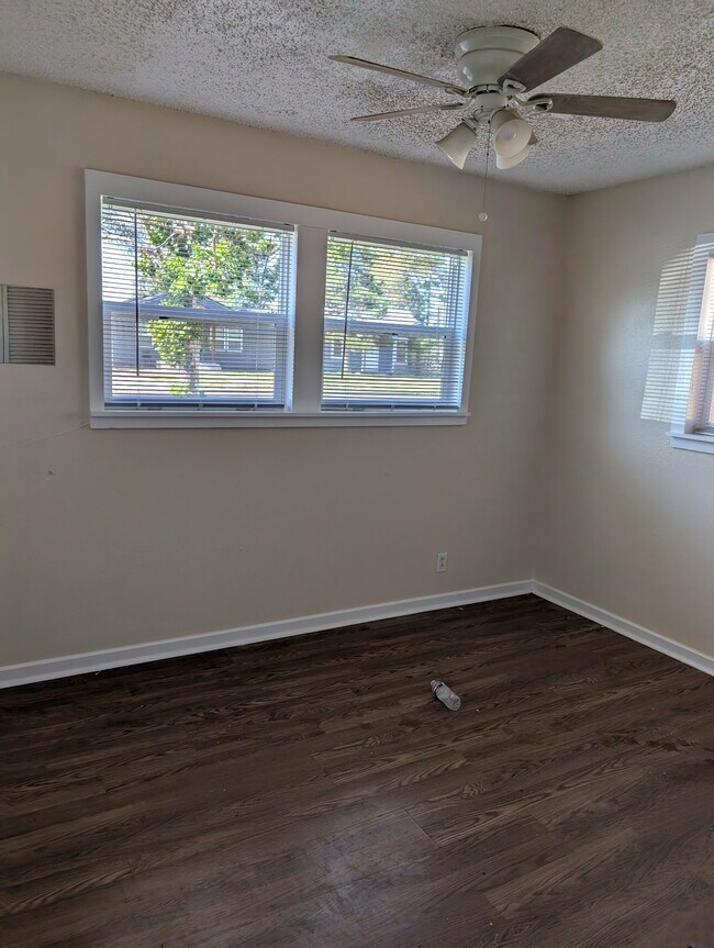 Foto del edificio - 2210 35th St