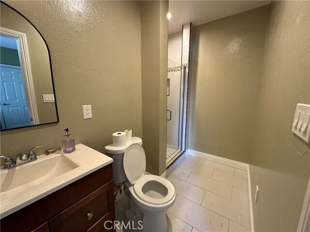 Foto del edificio - 33536 Valle Rd