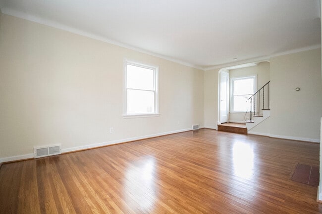 Building Photo - 2814 Gunckel Blvd