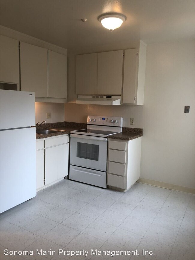 Foto del edificio - 294 E Cotati Ave