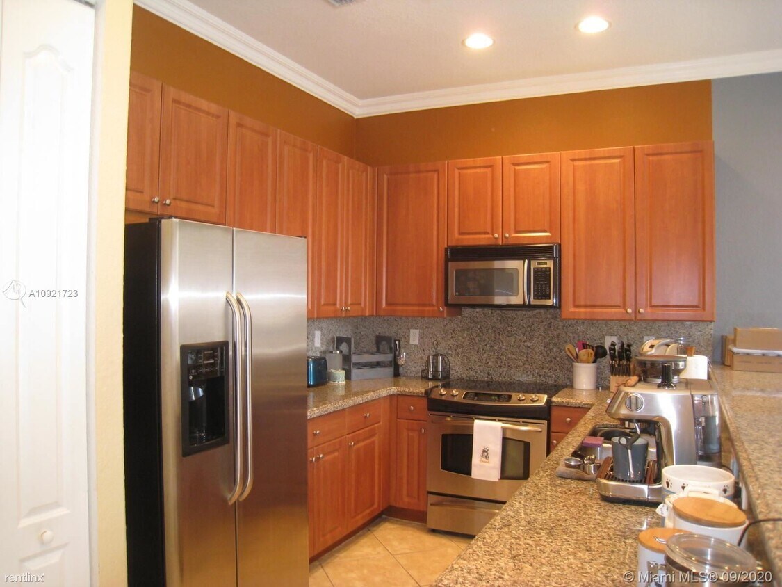 Primary Photo - 2 br, 2.5 bath Townhome - 14630 SW 6th St
