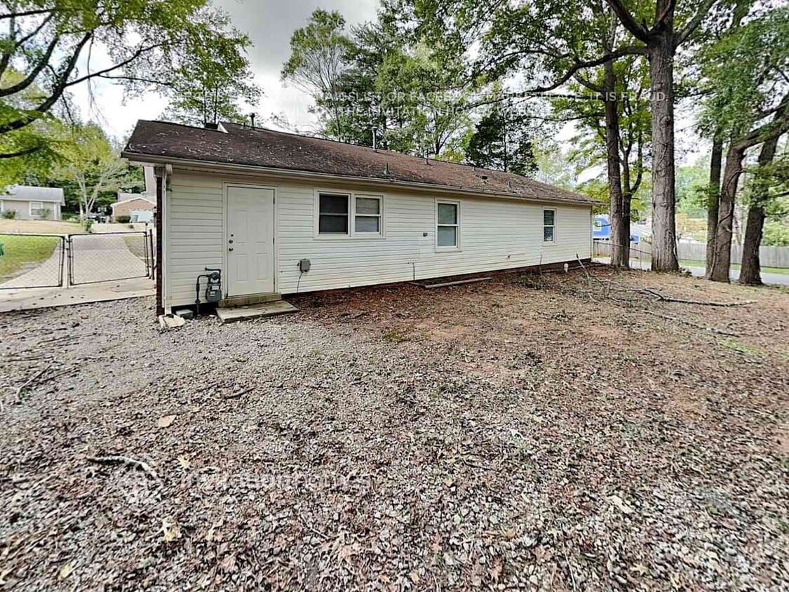 Building Photo - 3452 Spring Terrace Ln