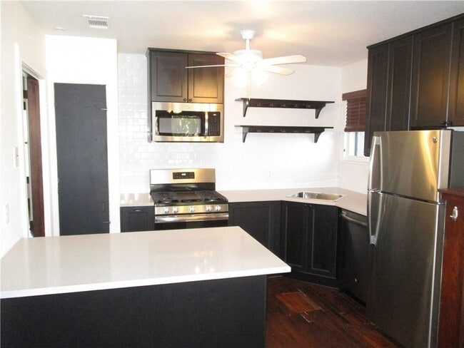 Building Photo - 4315 Avenue B