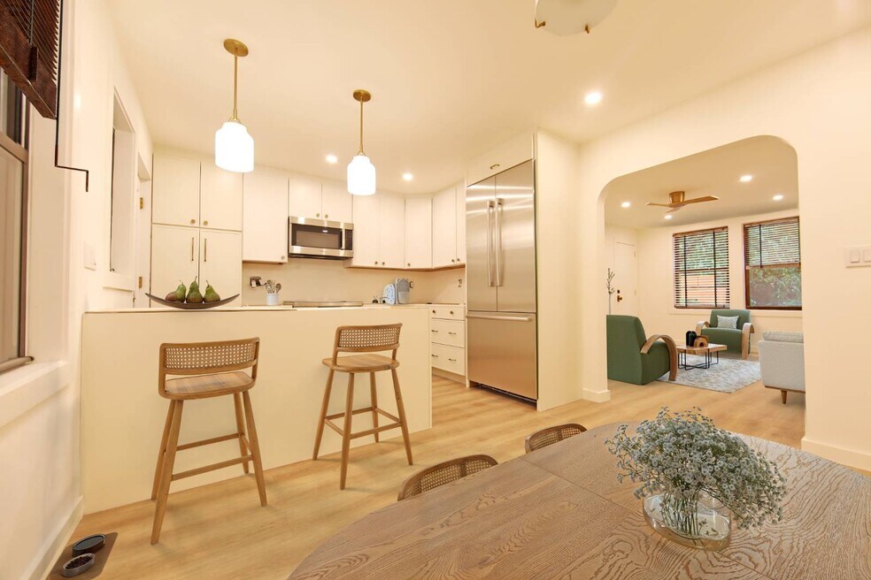 39-78-78 47th St