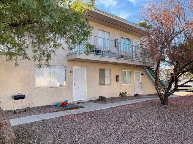 Foto del edificio - 3356 Sylvia St