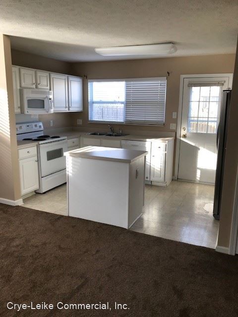 Building Photo - 3 br, 2.5 bath House - 2613 Spring Farm Lane