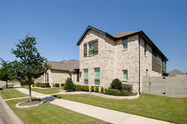 Foto del edificio - 720 Streetside Ln