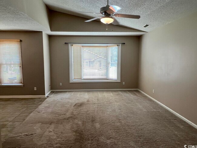 Building Photo - 4338 Princeton Dr