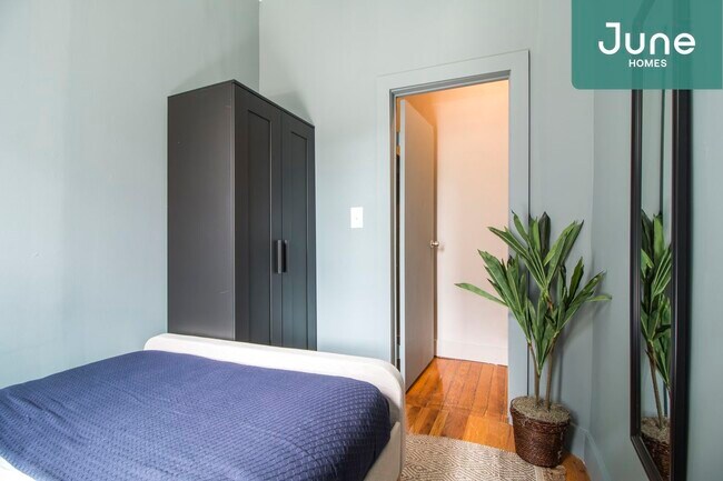 Building Photo - Full room in 3-bed/1.0-bath Home