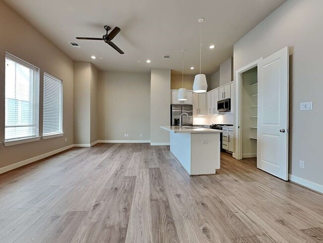 Building Photo - 6347 Paddington Bnd Dr