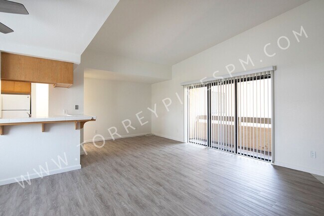 Building Photo - 3Br In The Heart Of Pacific Beach *W/D in ...