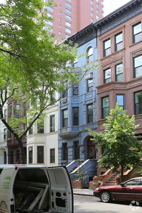 Primary Photo - 114 W 80th St