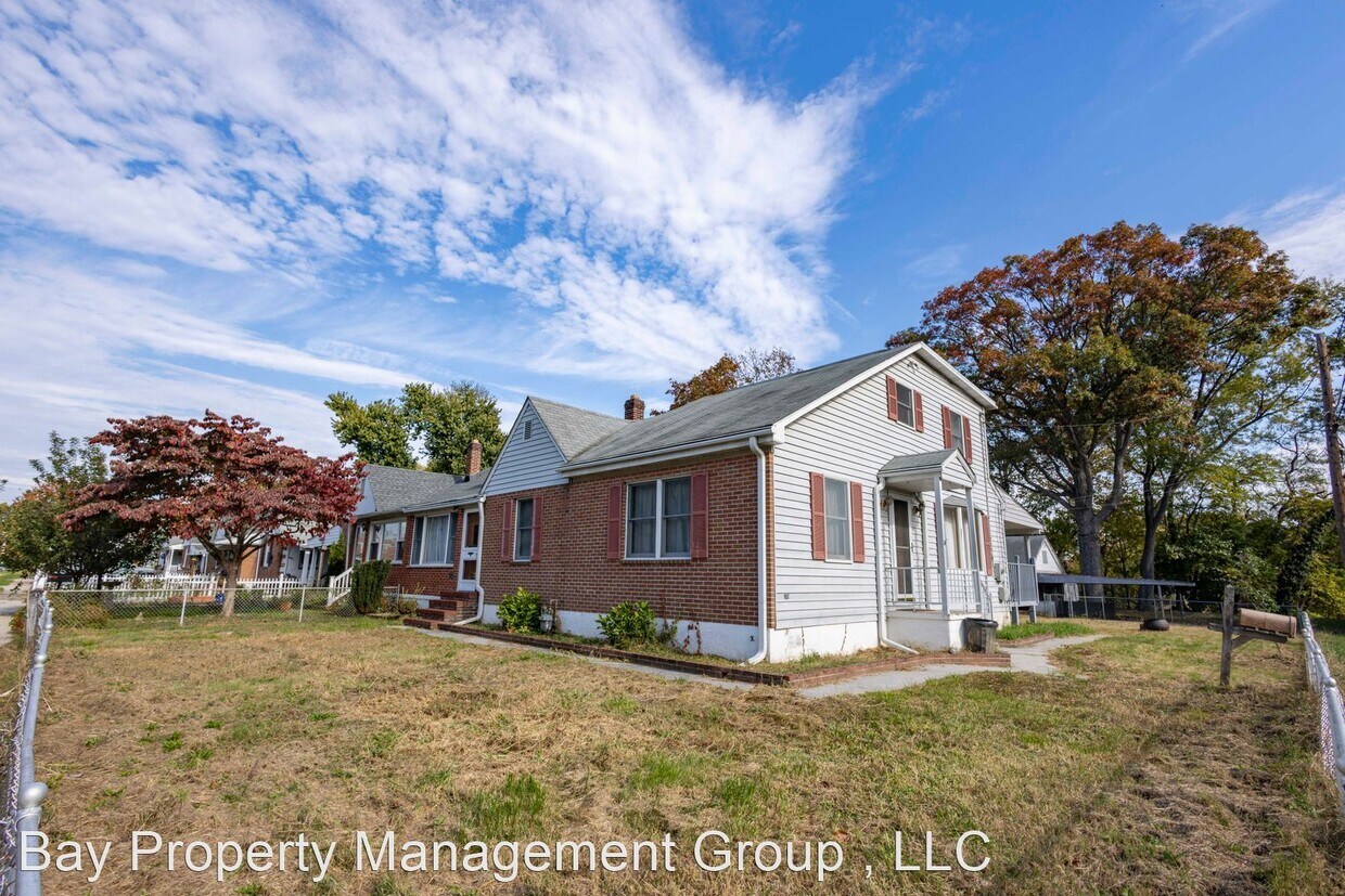Primary Photo - 3 br, 1.5 bath House - 317 S Stuart Street