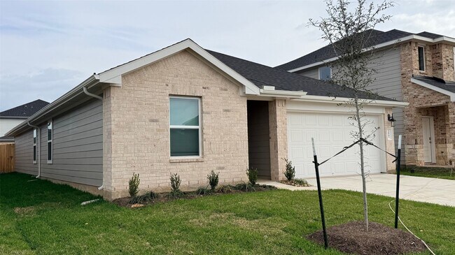 Building Photo - 3807 Axyl Run Ct