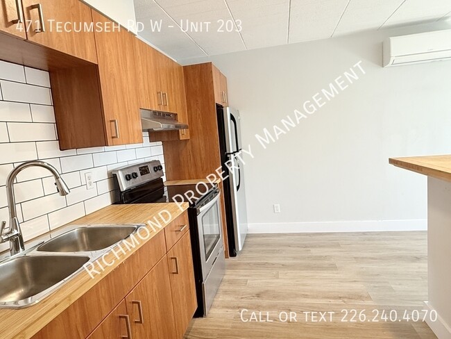 Photo du bâtiment - 471 Tecumseh Rd W