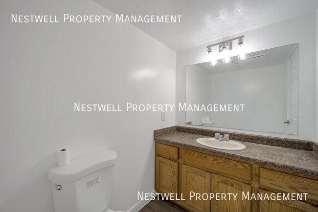 Building Photo - 331 E 1000 N