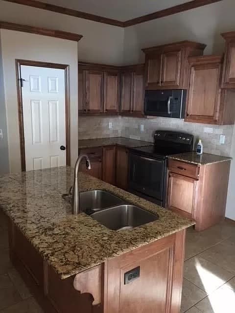 Photo - 904 SW 13th St House