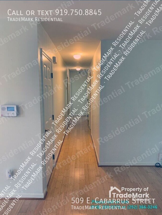 Foto del edificio - 509 E Cabarrus St