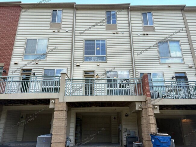 Building Photo - 1230 Capability Dr
