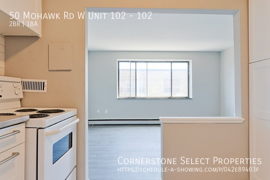 Photo principale - **2 Bedroom SUPER convenient location**