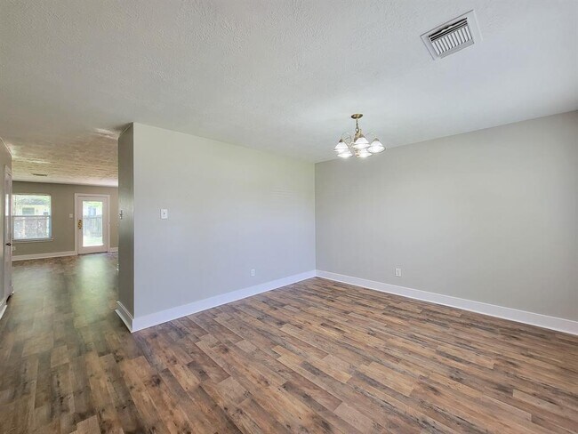 Foto del edificio - 16842 Marlin Spike Way