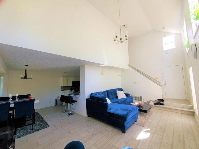 Building Photo - 2990 Barnwood Crossing NW